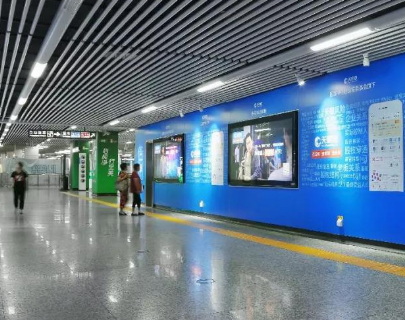 地鐵站不同區(qū)域?qū)κ覂?nèi)全彩led顯示屏要求有哪些？